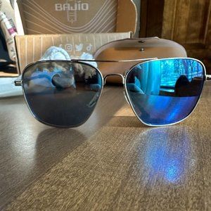 Open Box Bajio Sunglasses - Snipes